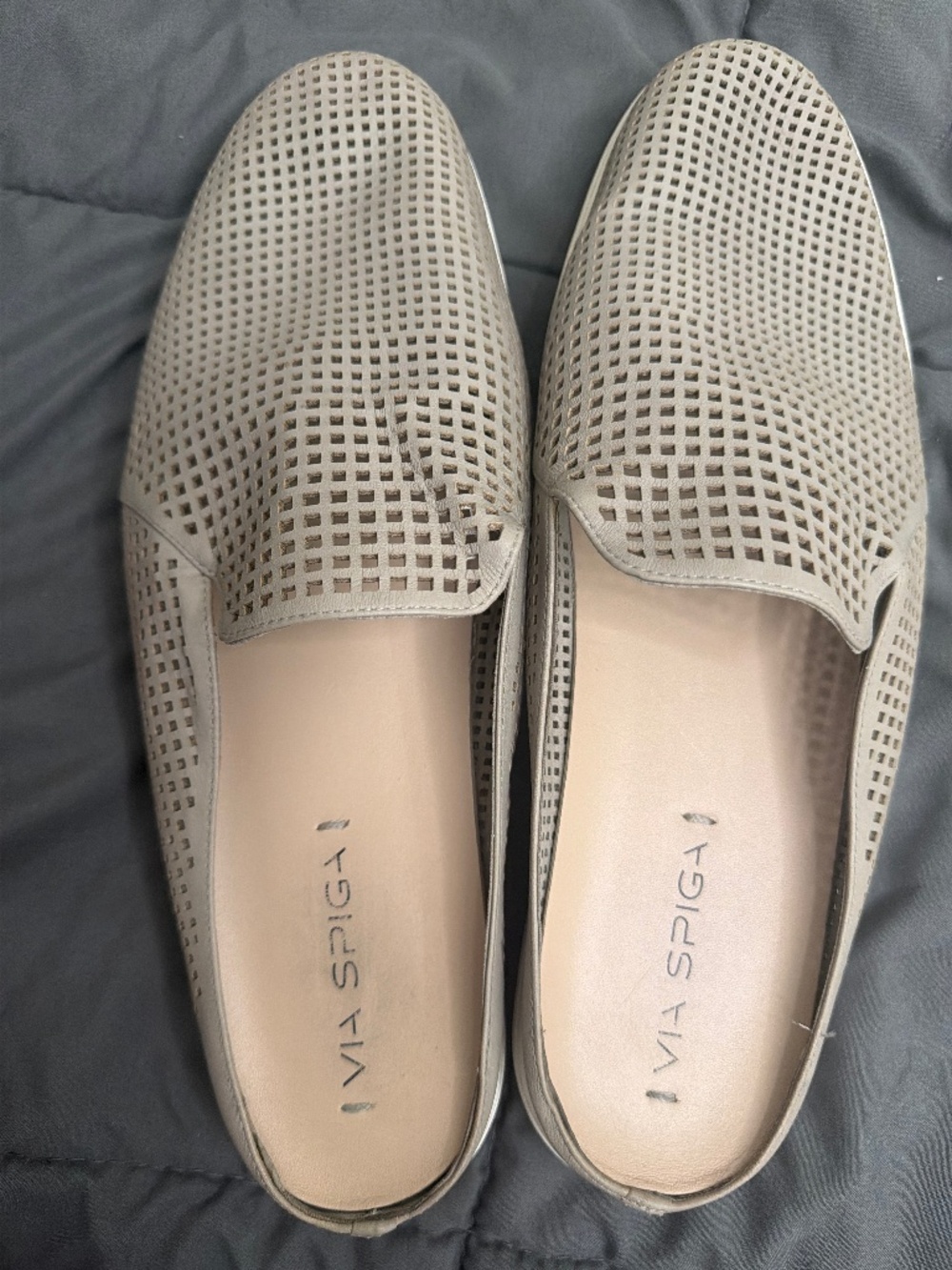 Women flat shoes